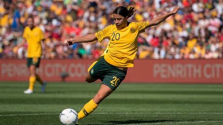 FFA makes Sam Kerr offer amid Europe bids